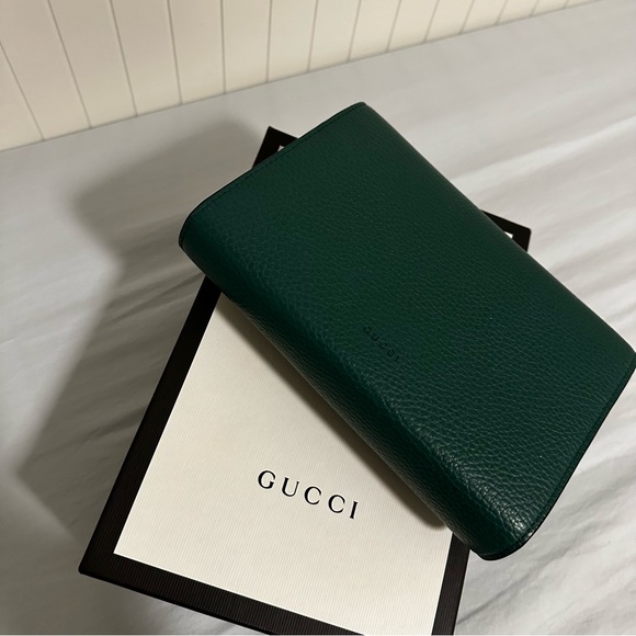 Gucci Calfskin Dionysus Mini Wallet on Chain - Picture 4 of 5
